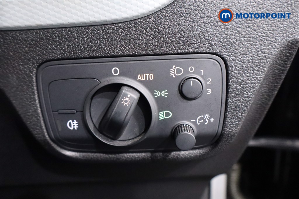 Audi Q2 Technik Manual Petrol SUV - Stock Number (1599910) - 22nd supplementary image