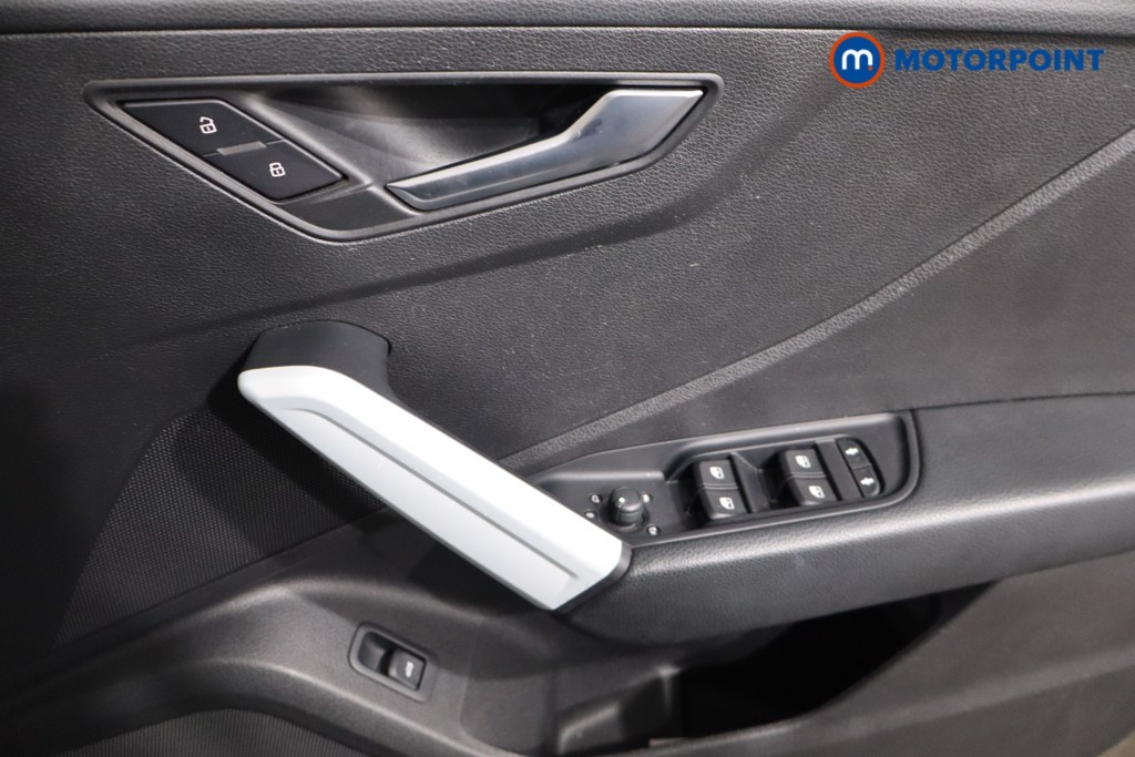 Audi Q2 Technik Manual Petrol SUV - Stock Number (1599910) - 23rd supplementary image