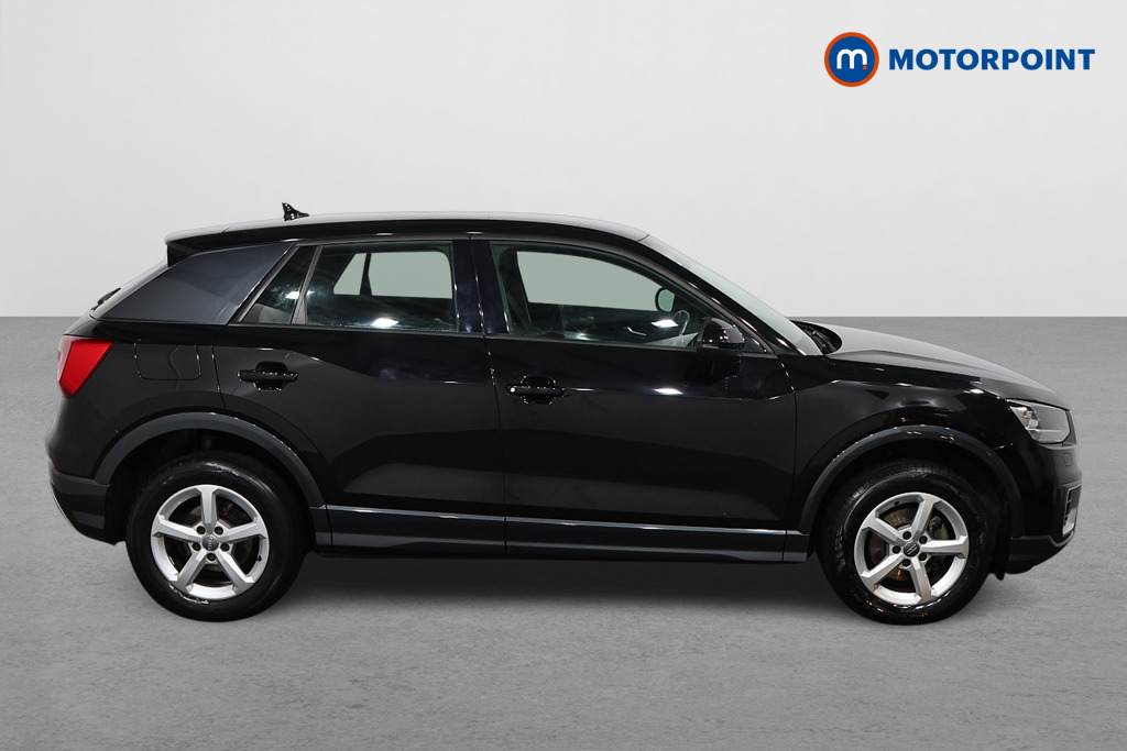 Audi Q2 Technik Manual Petrol SUV - Stock Number (1599910) - Drivers side