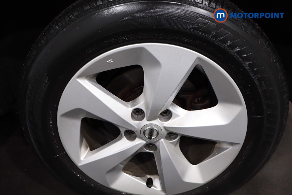 Nissan Qashqai Acenta Premium Automatic Petrol SUV - Stock Number (1599933) - 12th supplementary image