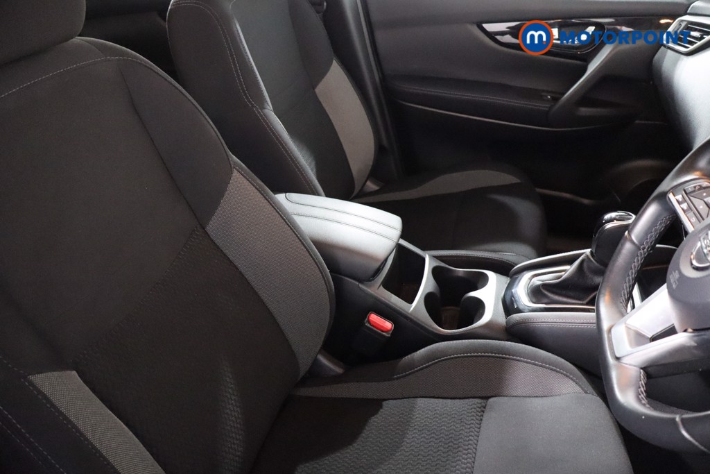 Nissan Qashqai Acenta Premium Automatic Petrol SUV - Stock Number (1599933) - 22nd supplementary image