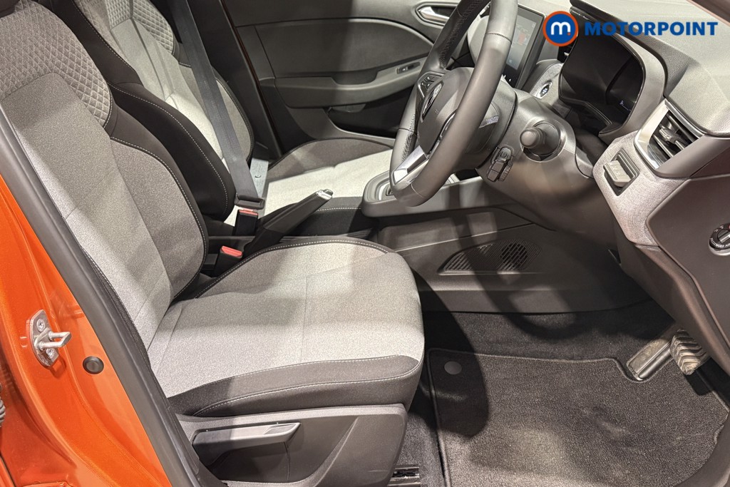 Renault Clio Evolution Automatic Petrol-Electric Hybrid Hatchback - Stock Number (1600189) - 2nd supplementary image