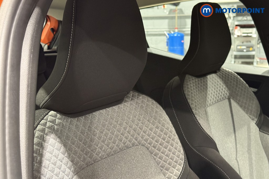 Renault Clio Evolution Automatic Petrol-Electric Hybrid Hatchback - Stock Number (1600189) - 21st supplementary image