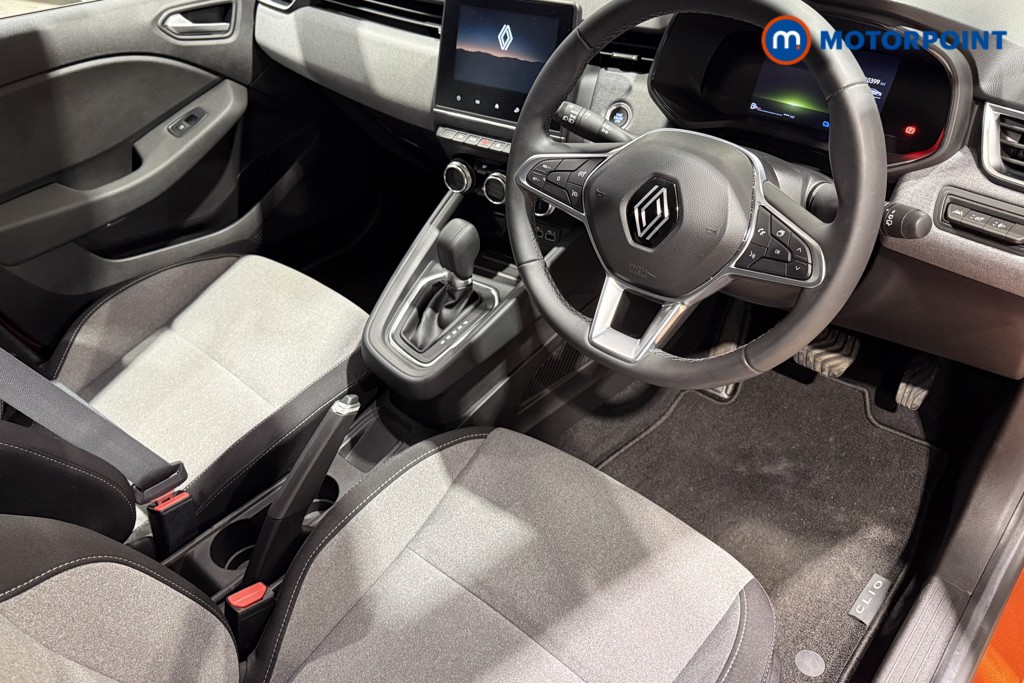 Renault Clio Evolution Automatic Petrol-Electric Hybrid Hatchback - Stock Number (1600189) - 1st supplementary image