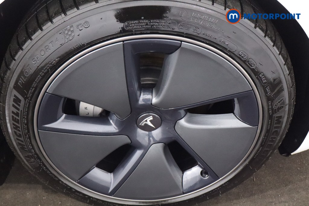 Tesla Model 3 Long Range Automatic Electric Saloon - Stock Number (1600379) - 10th supplementary image