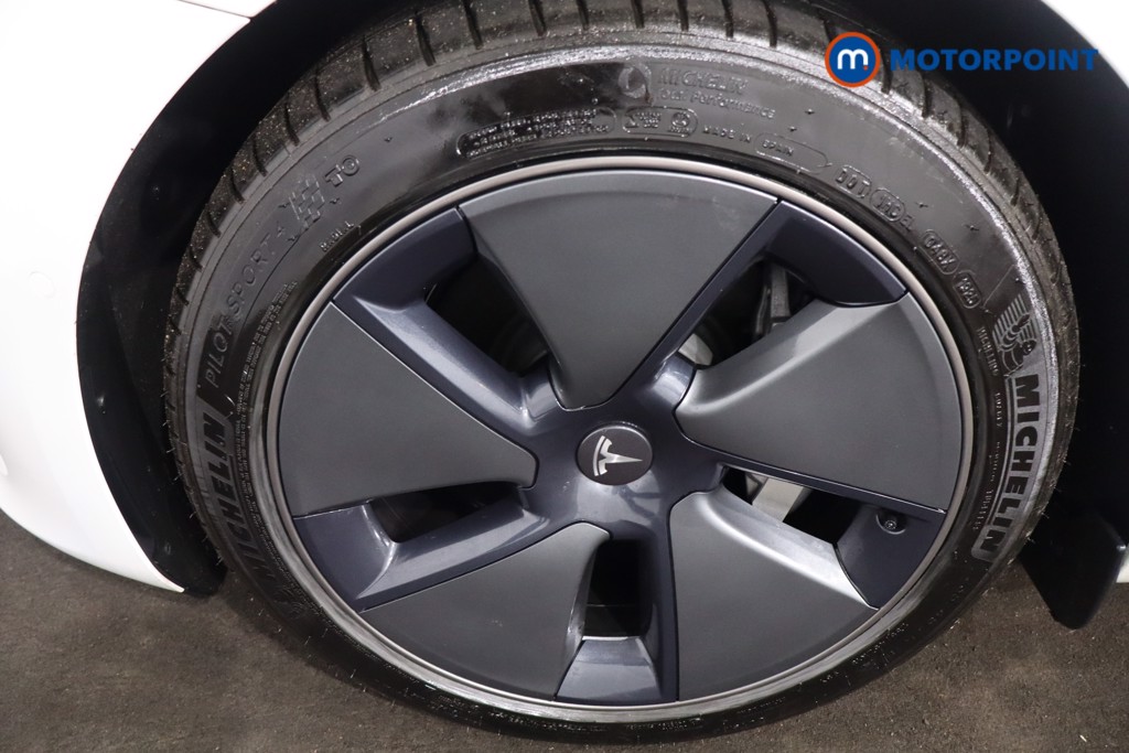 Tesla Model 3 Long Range Automatic Electric Saloon - Stock Number (1600379) - 11th supplementary image