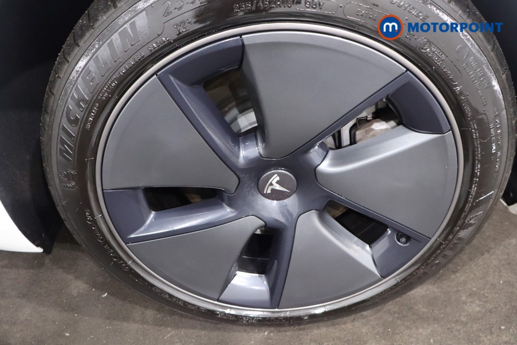 Tesla Model 3 Long Range Automatic Electric Saloon - Stock Number (1600379) - 12th supplementary image