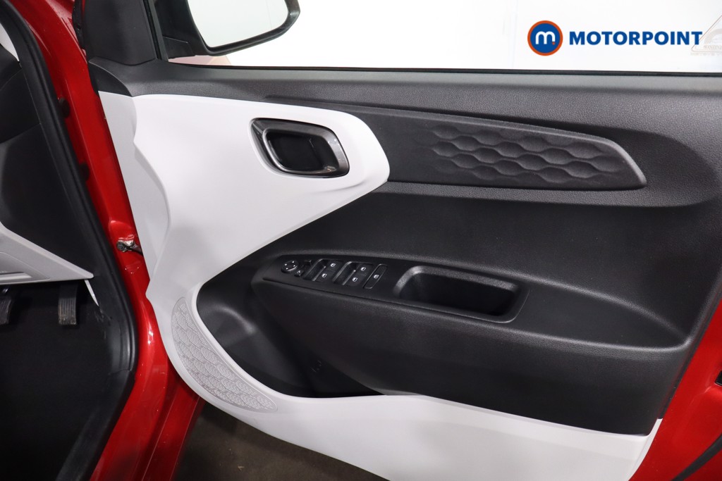 Hyundai I10 Premium Automatic Petrol Hatchback - Stock Number (1600557) - 23rd supplementary image