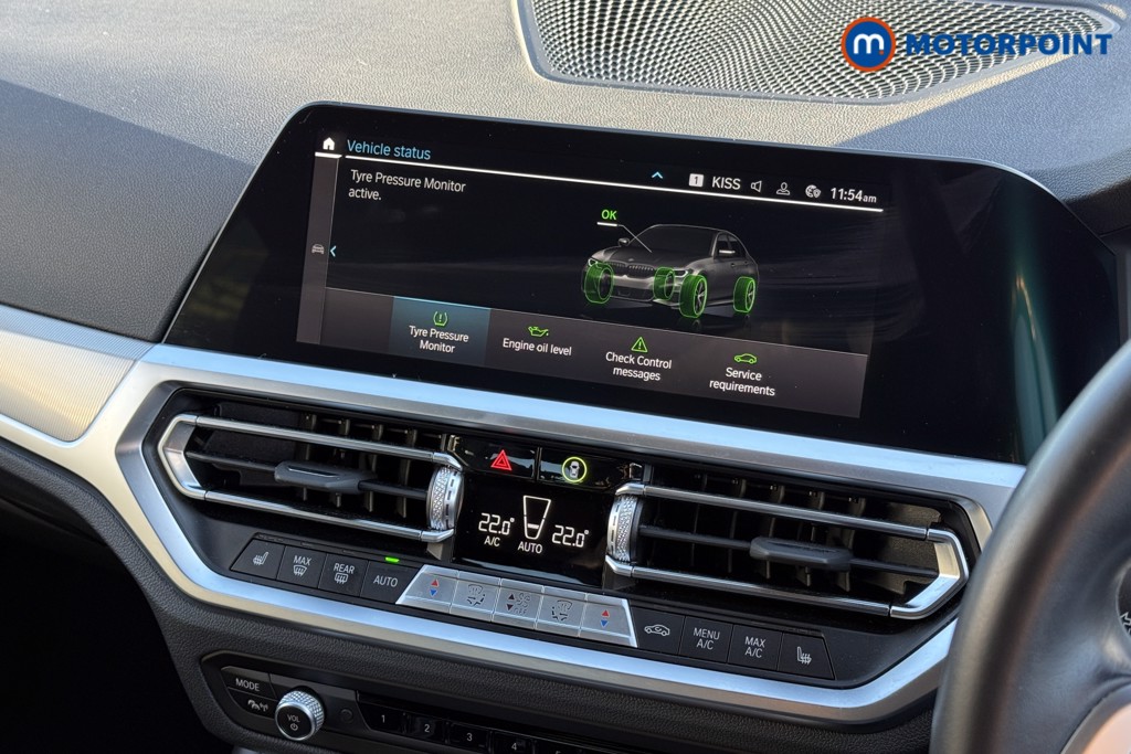 BMW 3 Series M Sport Automatic Petrol Plug-In Hybrid Saloon - Stock Number (1599704) - 10th supplementary image