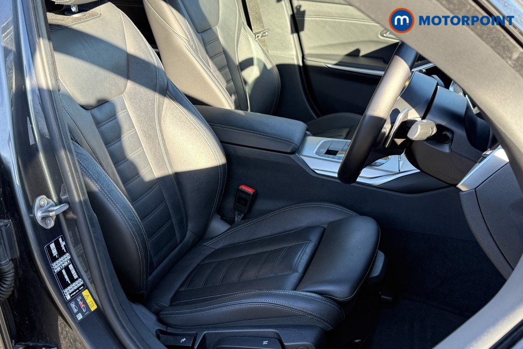 BMW 3 Series M Sport Automatic Petrol Plug-In Hybrid Saloon - Stock Number (1599704) - 14th supplementary image