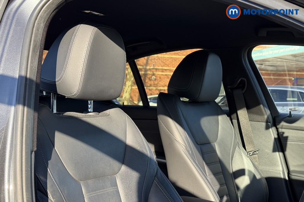 BMW 3 Series M Sport Automatic Petrol Plug-In Hybrid Saloon - Stock Number (1599704) - 15th supplementary image