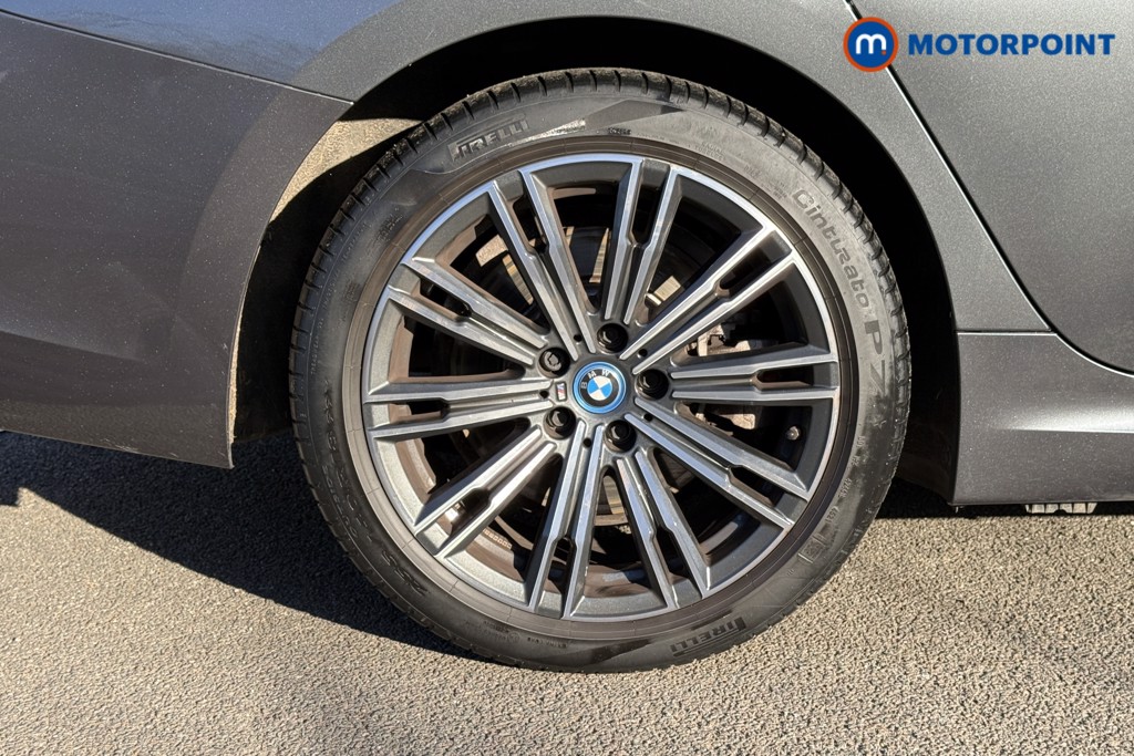 BMW 3 Series M Sport Automatic Petrol Plug-In Hybrid Saloon - Stock Number (1599704) - 30th supplementary image