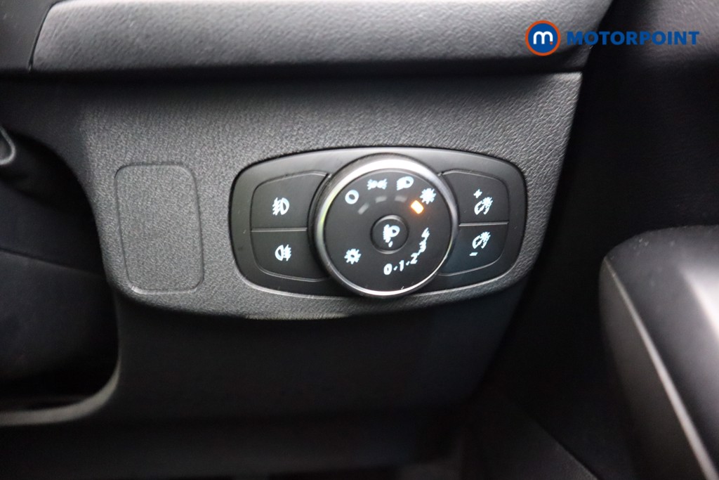 Ford Focus Titanium Edition Manual Petrol Hatchback - Stock Number (1599971) - 7th supplementary image