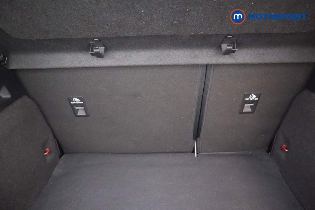 Ford Focus Titanium Edition Manual Petrol Hatchback - Stock Number (1599971) - 29th supplementary image