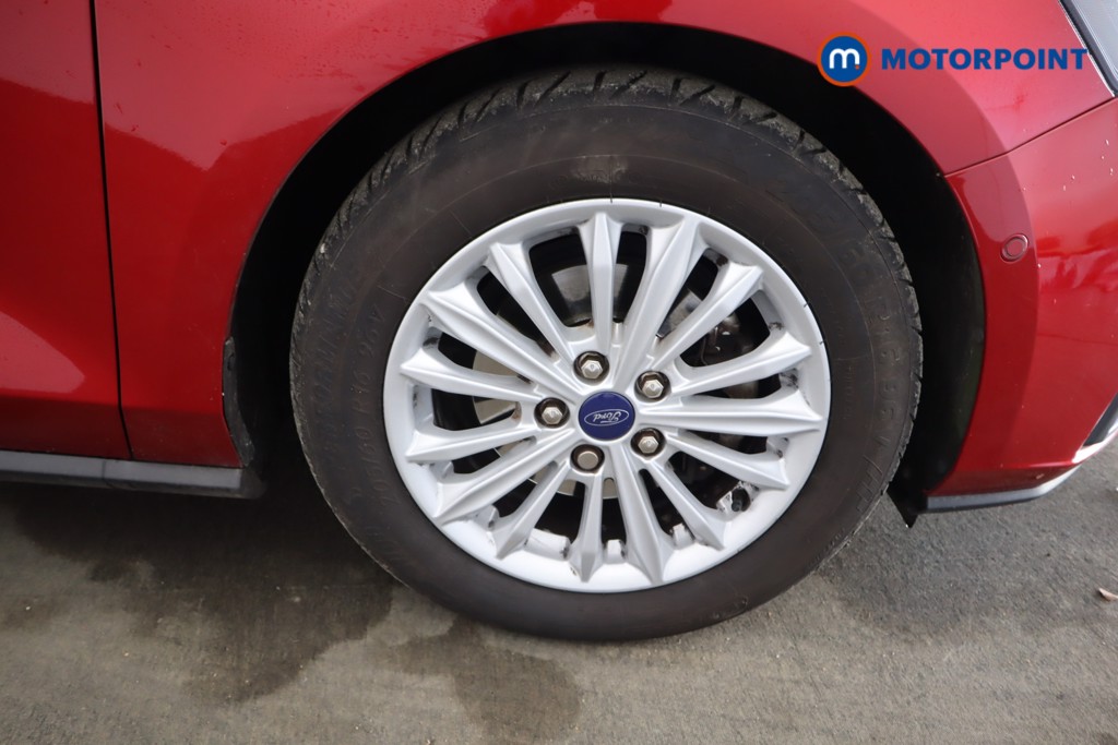 Ford Focus Titanium Edition Manual Petrol Hatchback - Stock Number (1599971) - 36th supplementary image