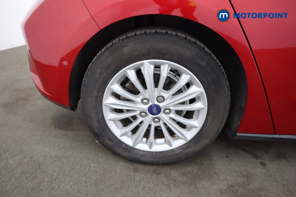 Ford Focus Titanium Edition Manual Petrol Hatchback - Stock Number (1599971) - 37th supplementary image