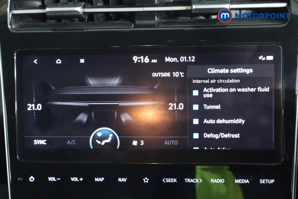 Hyundai Tucson Se Connect Manual Petrol SUV - Stock Number (1556309) - 9th supplementary image