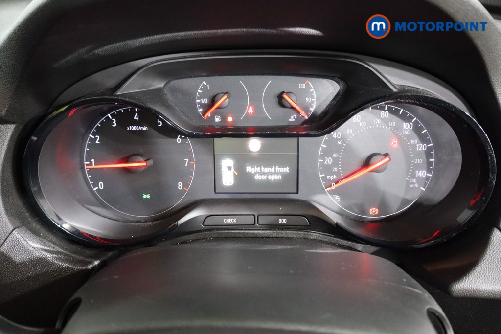 Vauxhall Grandland X SE Manual Petrol SUV - Stock Number (1568380) - 2nd supplementary image