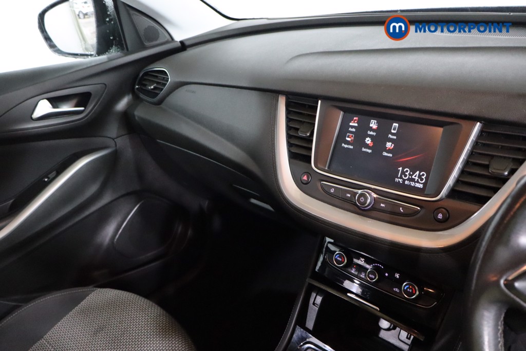 Vauxhall Grandland X SE Manual Petrol SUV - Stock Number (1568380) - 3rd supplementary image