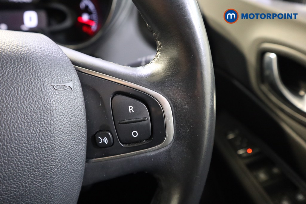 Renault Captur Dynamique S Nav Manual Petrol SUV - Stock Number (1570233) - 4th supplementary image