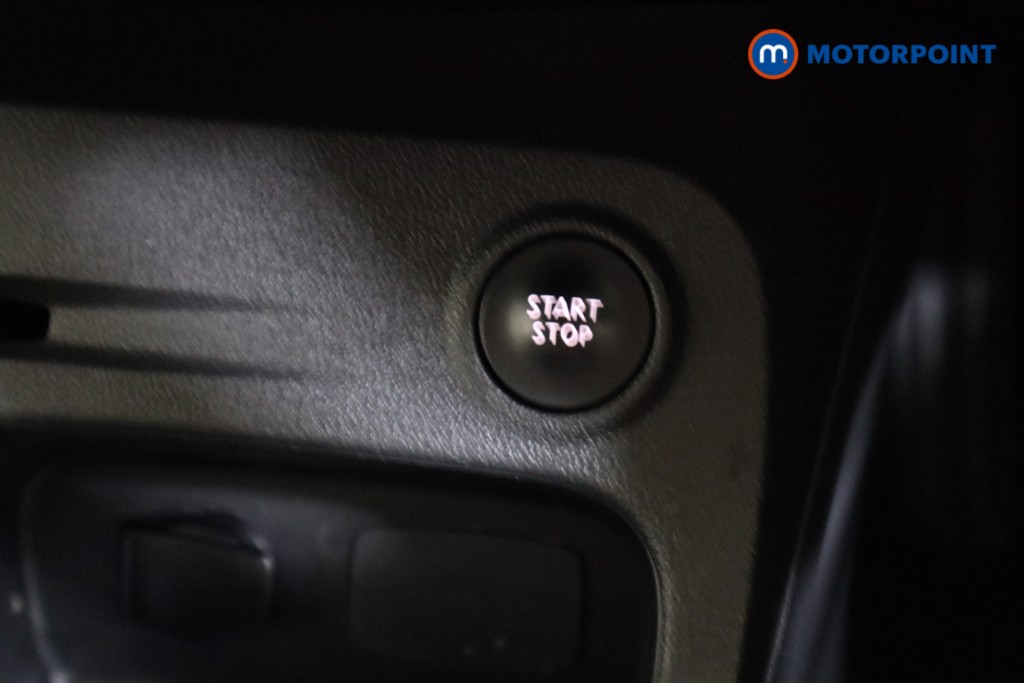 Renault Captur Dynamique S Nav Manual Petrol SUV - Stock Number (1570233) - 8th supplementary image