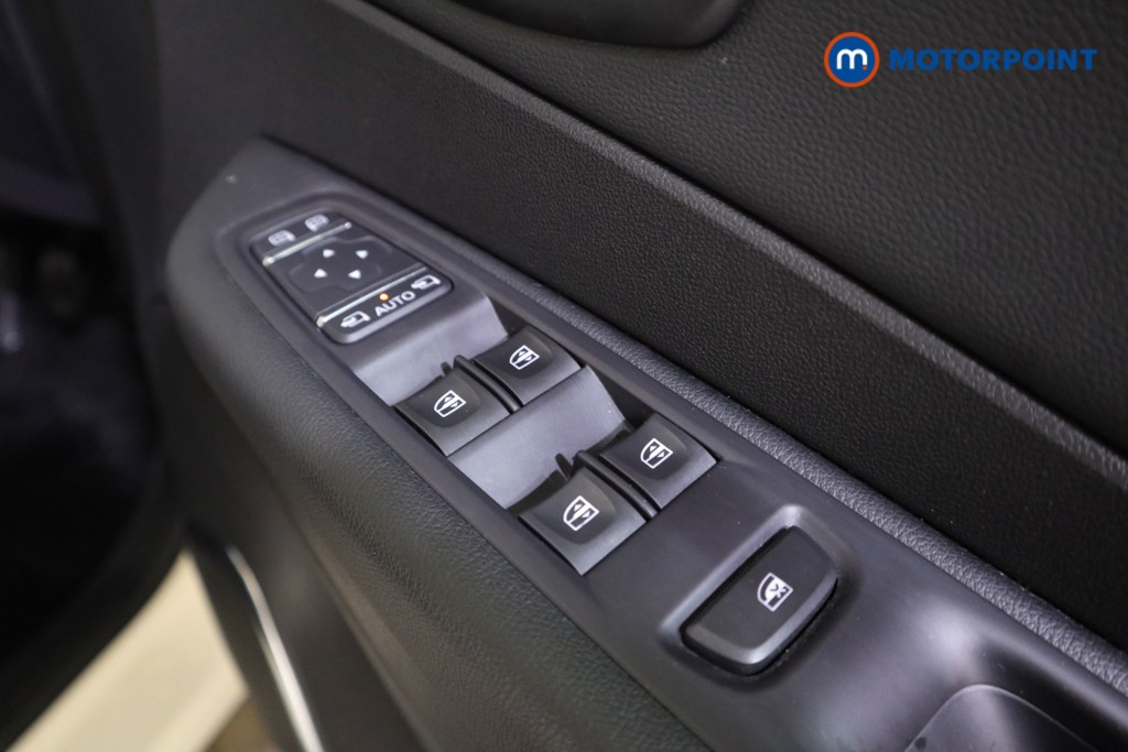 Renault Captur Dynamique S Nav Manual Petrol SUV - Stock Number (1570233) - 11th supplementary image