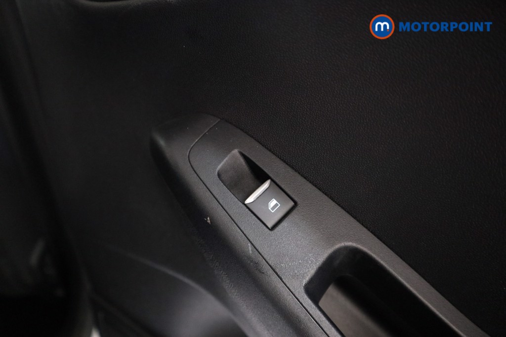 Ford Fiesta St-Line Edition Manual Petrol Hatchback - Stock Number (1572532) - 18th supplementary image