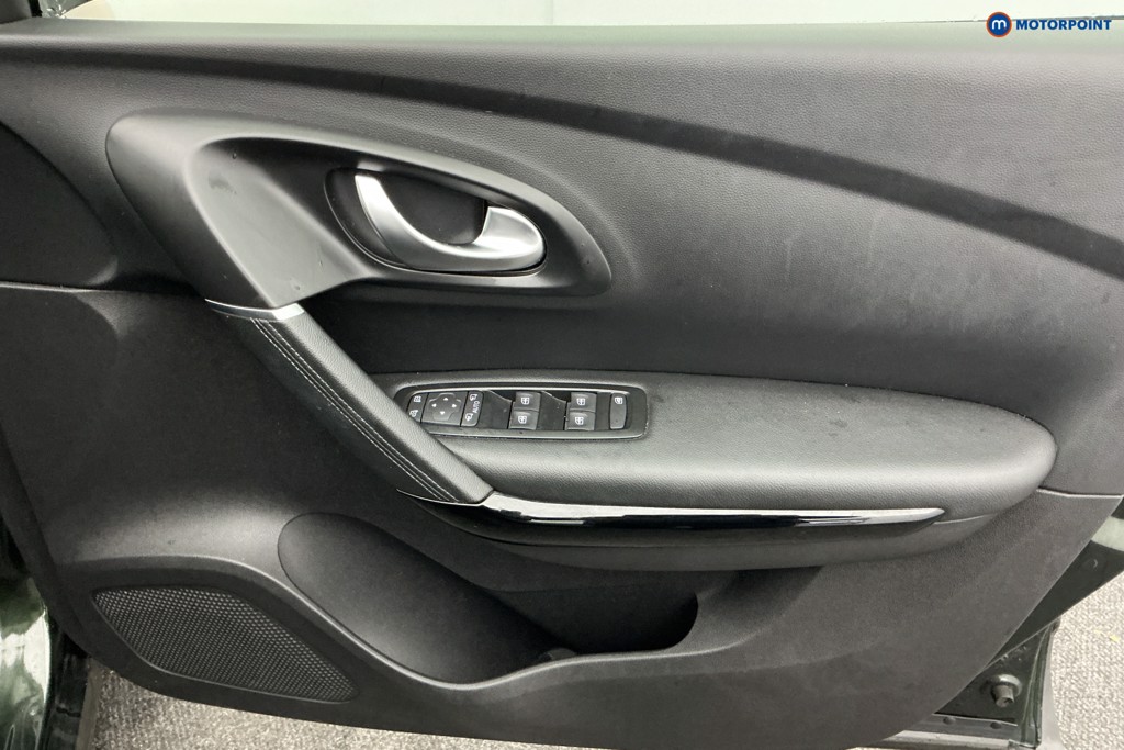 Renault Kadjar Iconic Manual Petrol SUV - Stock Number (1575925) - 22nd supplementary image