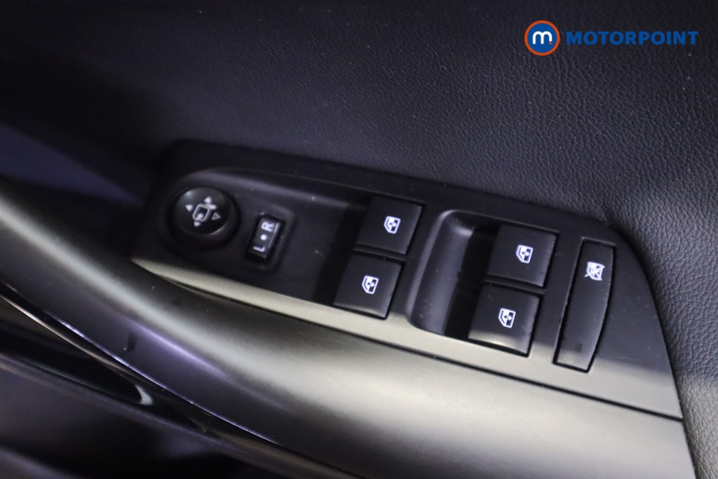 Vauxhall Astra Elite Nav Manual Petrol Hatchback - Stock Number (1579658) - 12th supplementary image