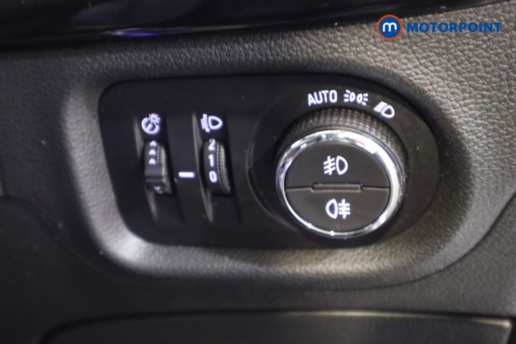 Vauxhall Astra Elite Nav Manual Petrol Hatchback - Stock Number (1579658) - 14th supplementary image