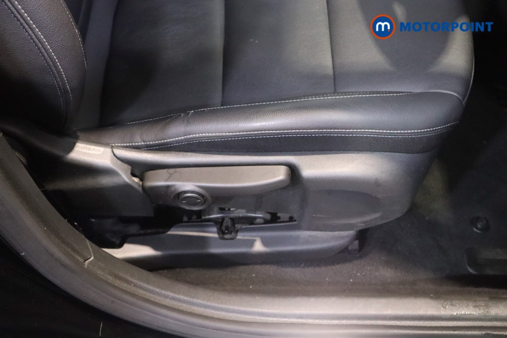 Vauxhall Astra Elite Nav Manual Petrol Hatchback - Stock Number (1579658) - 18th supplementary image