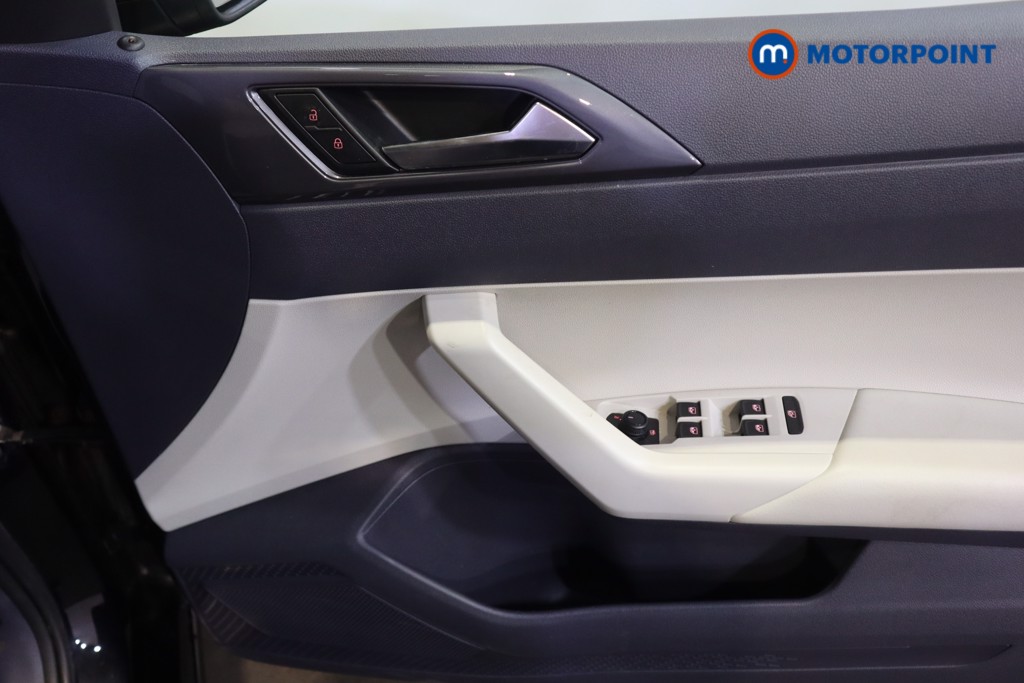 Volkswagen Polo Beats Manual Petrol Hatchback - Stock Number (1580947) - 10th supplementary image