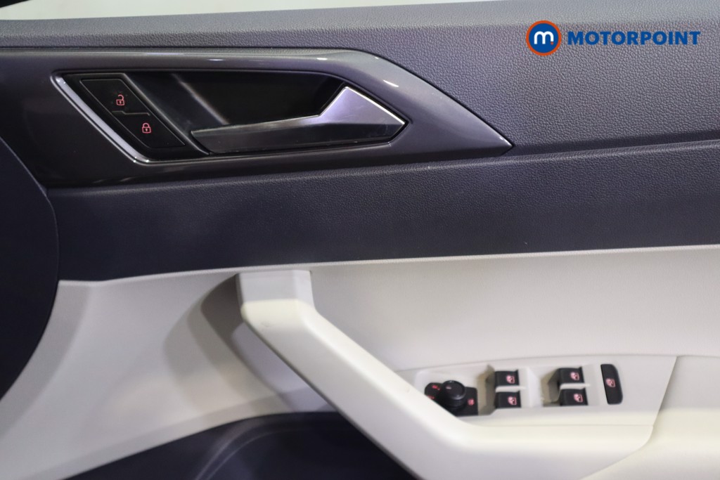 Volkswagen Polo Beats Manual Petrol Hatchback - Stock Number (1580947) - 11th supplementary image