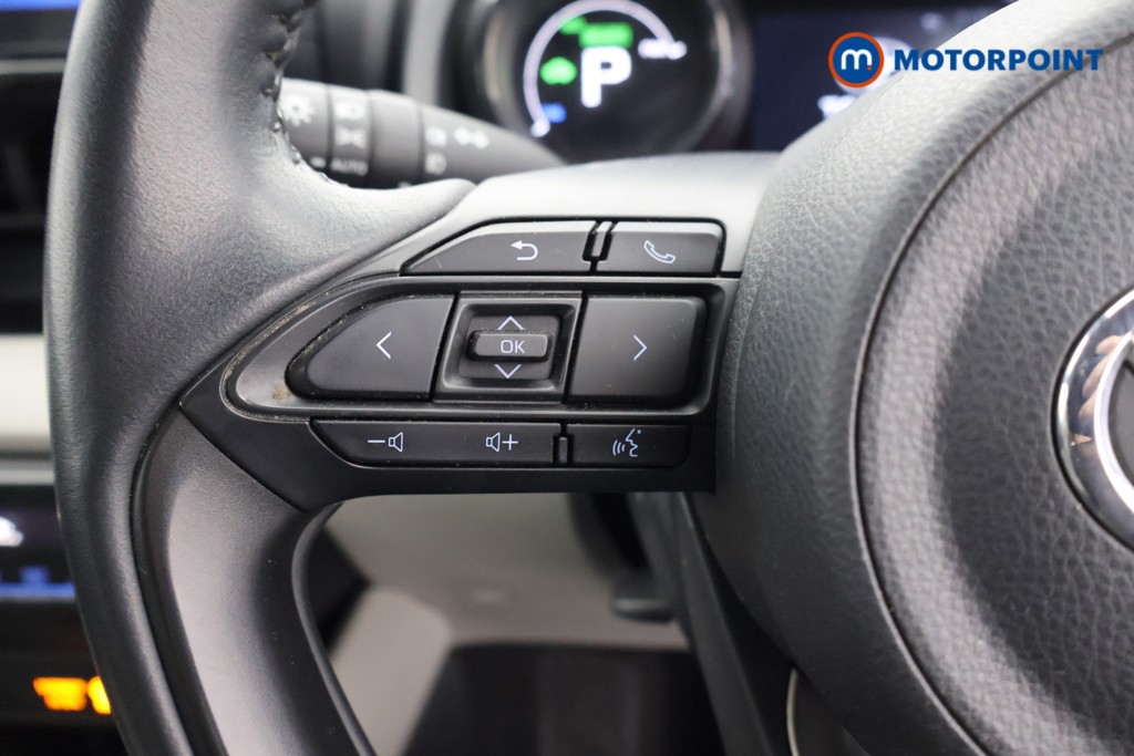 Toyota Yaris Excel Automatic Petrol-Electric Hybrid Hatchback - Stock Number (1582300) - 2nd supplementary image