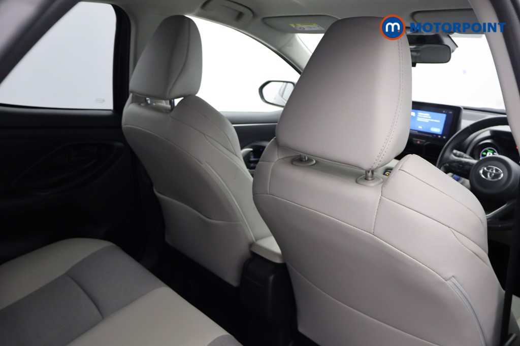 Toyota Yaris Excel Automatic Petrol-Electric Hybrid Hatchback - Stock Number (1582300) - 15th supplementary image