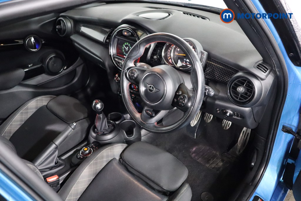 Mini Hatchback Cooper S Sport Manual Petrol Hatchback - Stock Number (1584255) - 1st supplementary image