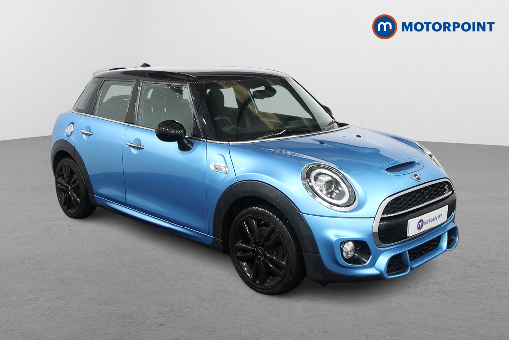 Mini Hatchback Cooper S Sport Manual Petrol Hatchback - Stock Number (1584255) - Drivers side front corner