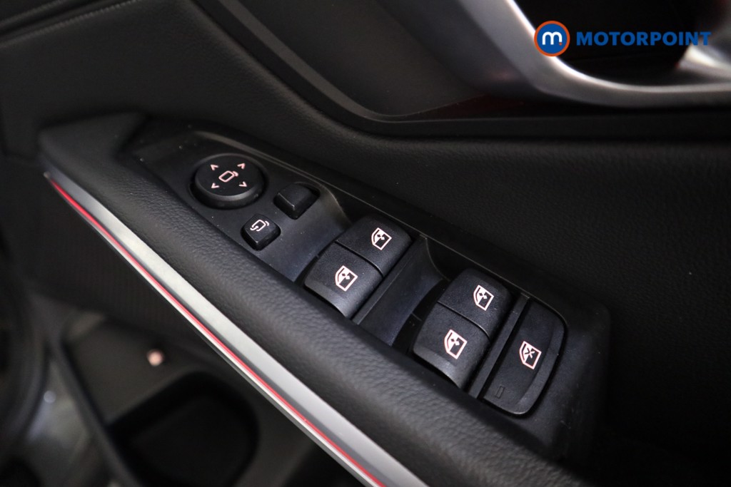 BMW 3 Series M Sport Automatic Petrol Plug-In Hybrid Saloon - Stock Number (1587047) - 13th supplementary image