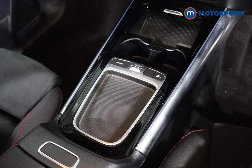 Mercedes-Benz GLA Amg Line Automatic Petrol SUV - Stock Number (1591323) - 13th supplementary image