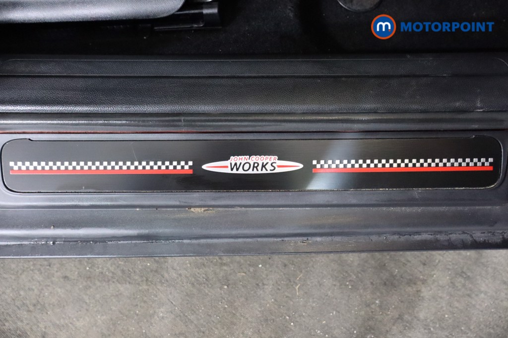 Mini Clubman Cooper Sport Manual Petrol Estate - Stock Number (1593695) - 19th supplementary image