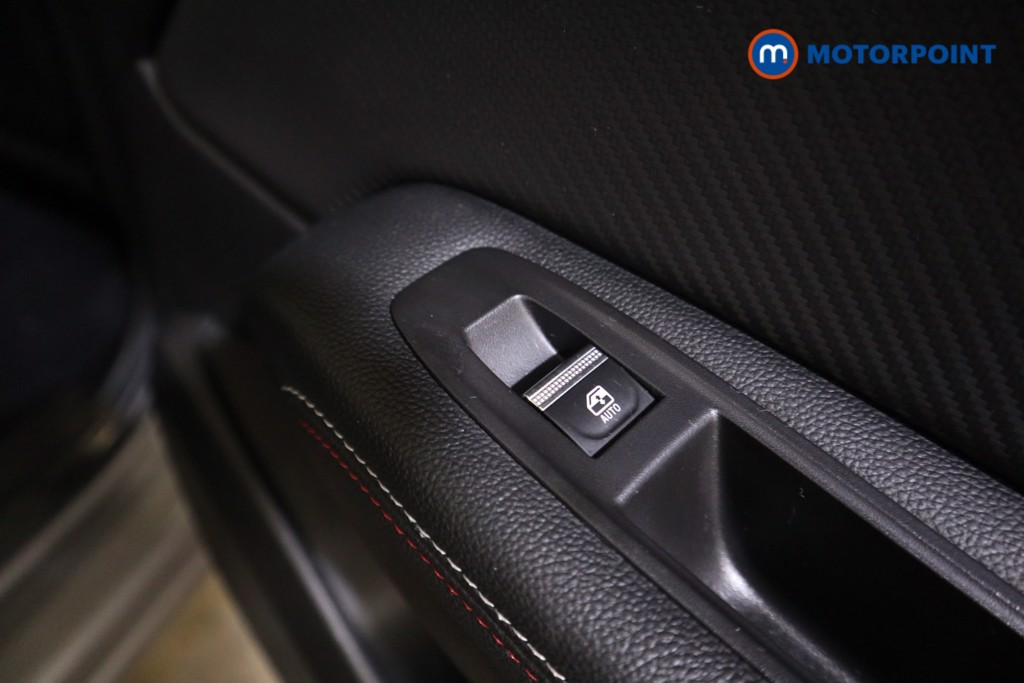 Renault Captur R.S. Line Manual Petrol SUV - Stock Number (1594252) - 20th supplementary image