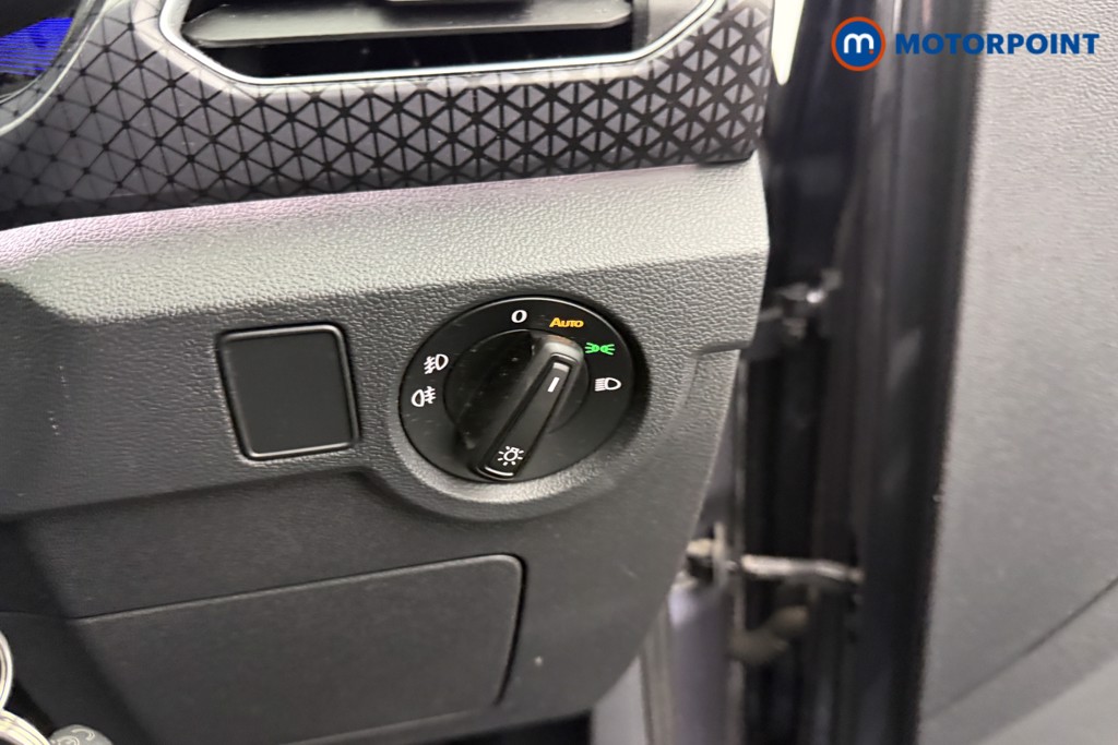 Volkswagen T-Cross SEL Manual Petrol SUV - Stock Number (1594939) - 16th supplementary image