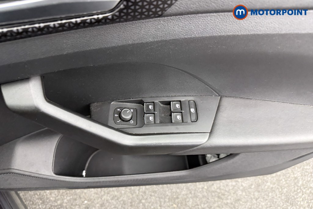 Volkswagen T-Cross SEL Manual Petrol SUV - Stock Number (1594939) - 17th supplementary image