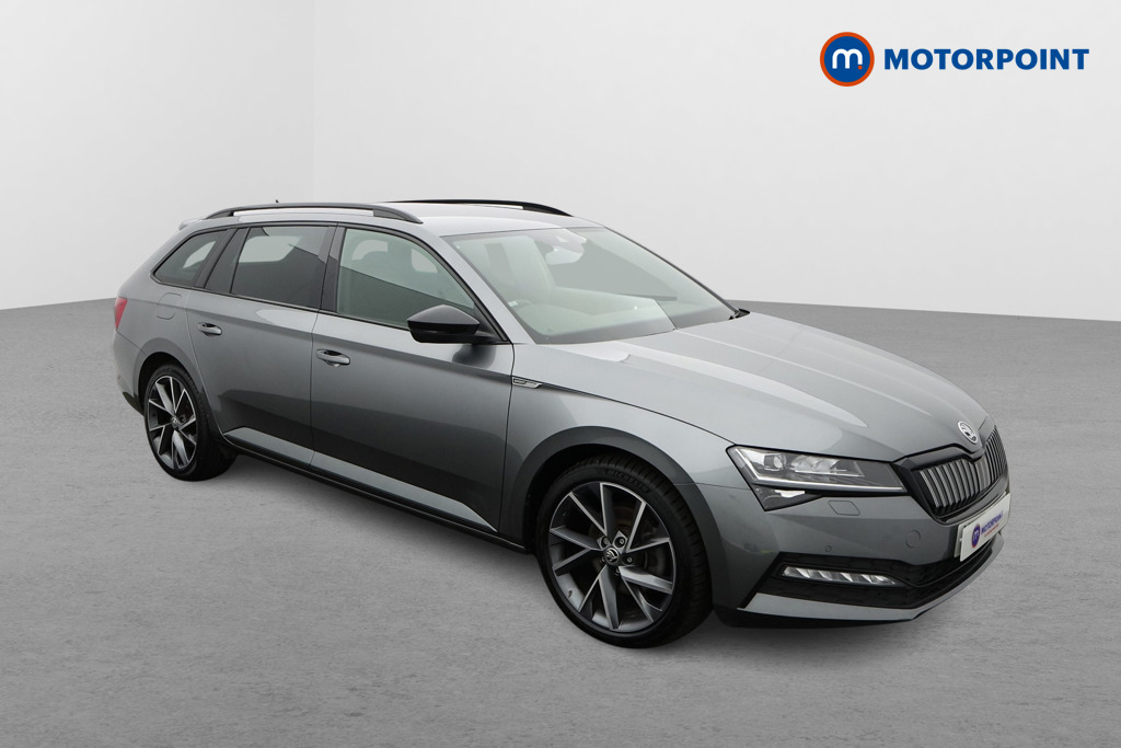 Skoda Superb Sport Line Plus Automatic Petrol Plug-In Hybrid Estate - Stock Number (1595185) - Drivers side front corner