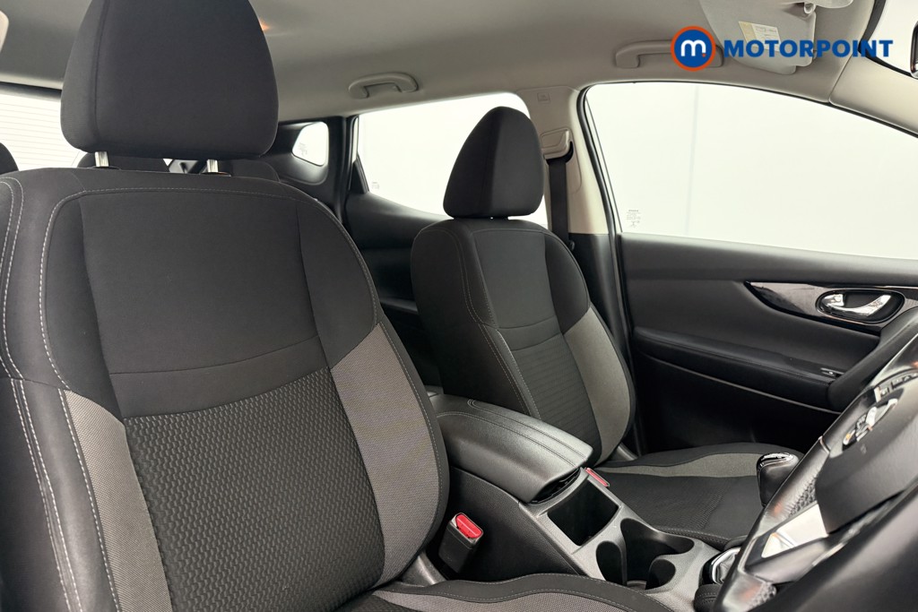 Nissan Qashqai Acenta Premium Manual Petrol SUV - Stock Number (1595282) - 6th supplementary image