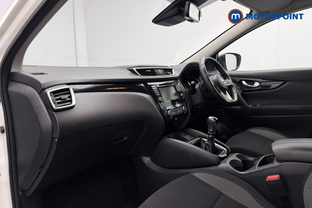 Nissan Qashqai Acenta Premium Manual Petrol SUV - Stock Number (1595282) - 8th supplementary image