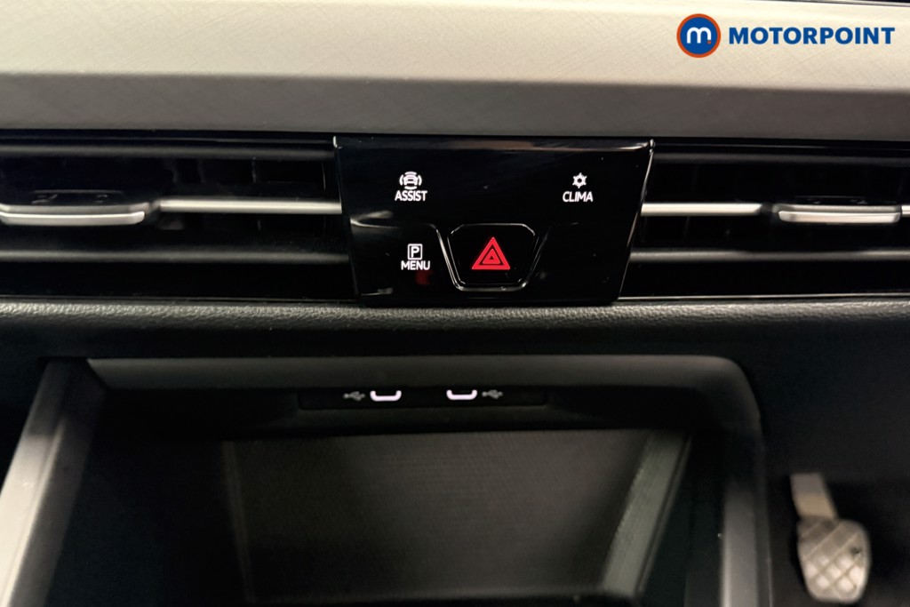 Volkswagen Golf Life Manual Diesel Hatchback - Stock Number (1595707) - 12th supplementary image