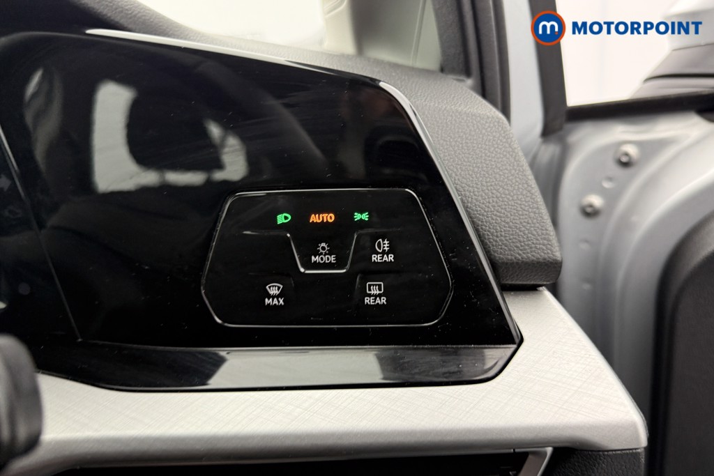 Volkswagen Golf Life Manual Diesel Hatchback - Stock Number (1595707) - 16th supplementary image