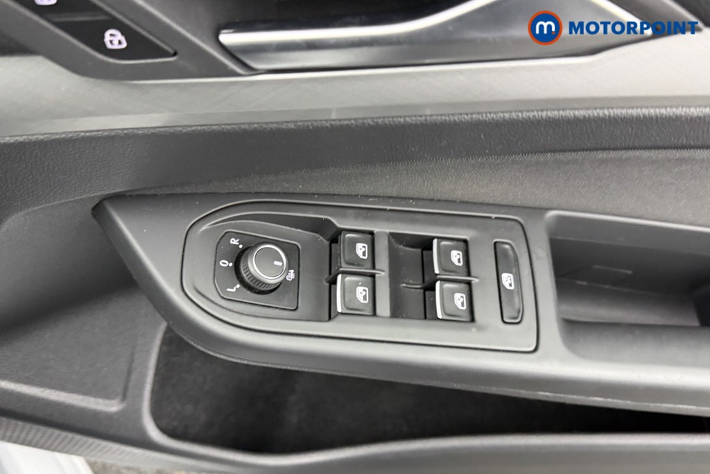 Volkswagen Golf Life Manual Diesel Hatchback - Stock Number (1595707) - 17th supplementary image