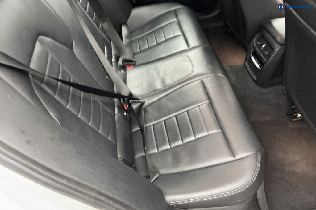 BMW 3 Series M Sport Automatic Petrol Plug-In Hybrid Estate - Stock Number (1595843) - 4th supplementary image